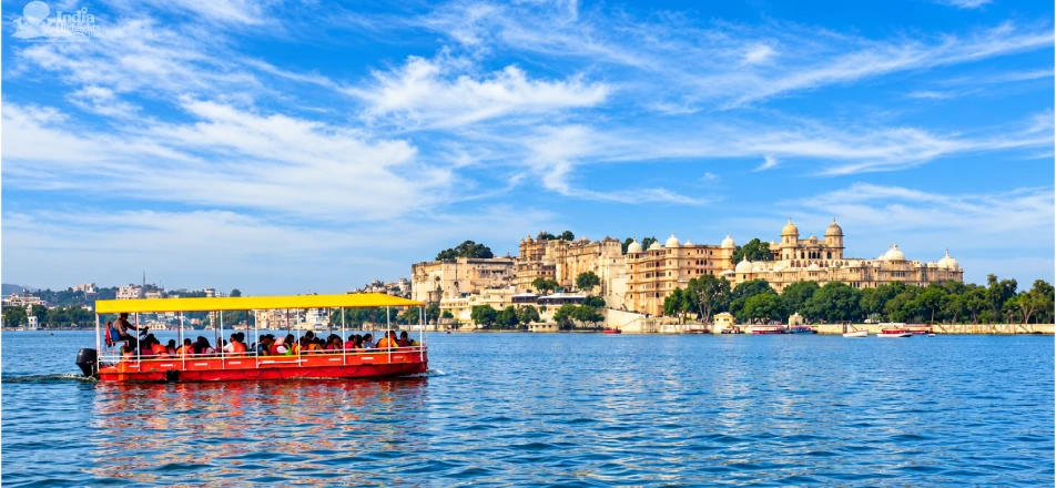 Boat Riding in Lake Pichola